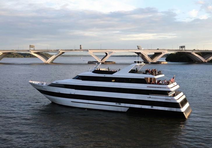 Weekday Signature Lunch Cruise in Washington DC - Image 7