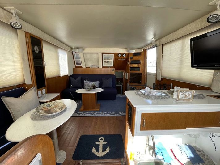 BYOB 2 Hour Sunset Cruise on a Private Yacht - Image 4