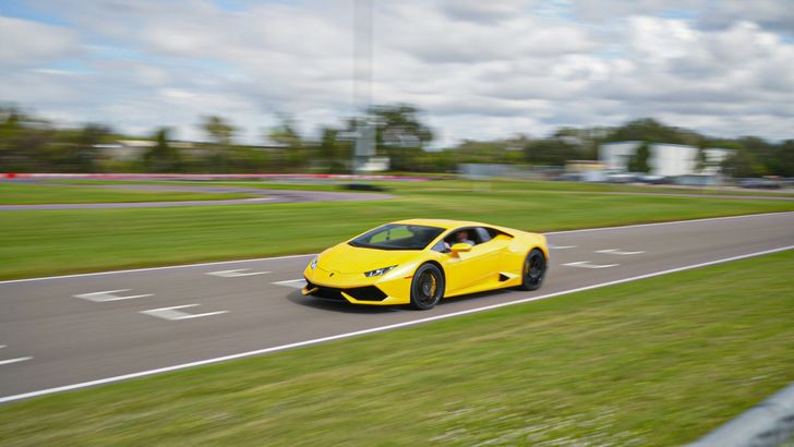 Supercar Racing Experience at The FIRM