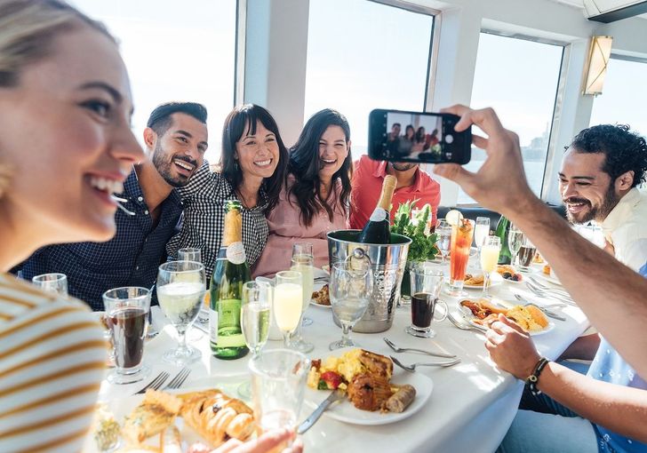 Premier Brunch & Unlimited Mimosas Cruise in San Diego - Image 4