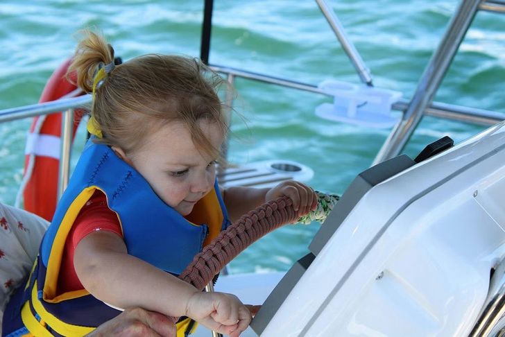 2.5 Hour Private Morning Family Sail on a 35ft Yacht - Image 4