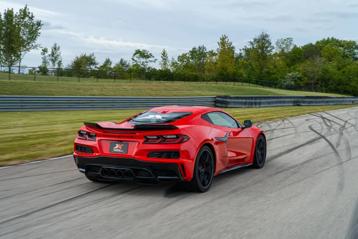 Race a Chevrolet Corvette C8 Z06 - Raceway Park Englishtown